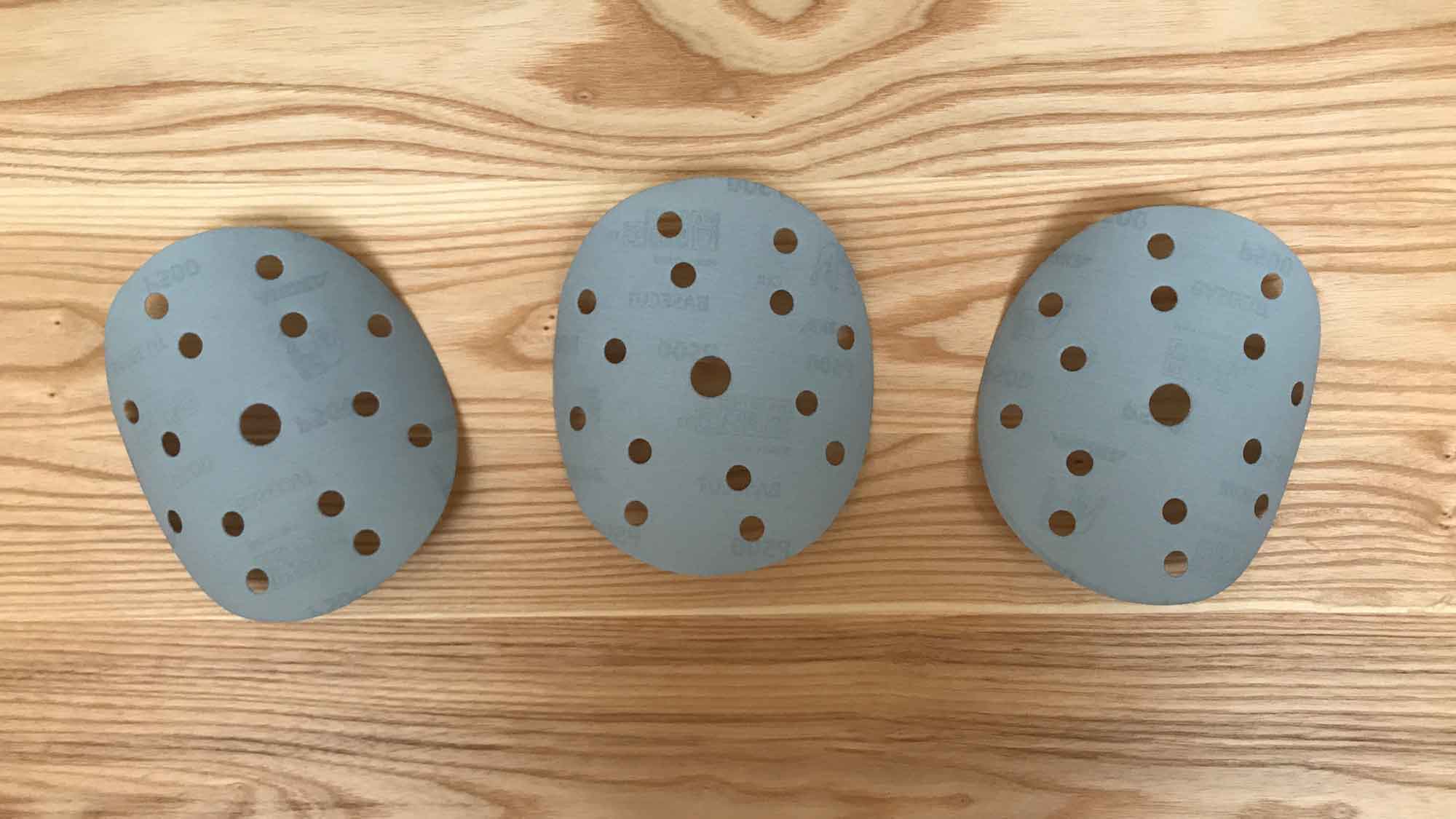 How to Resurfacing Table Tops Sandpaper on Solid Hardwood Dining Table for Refinishing