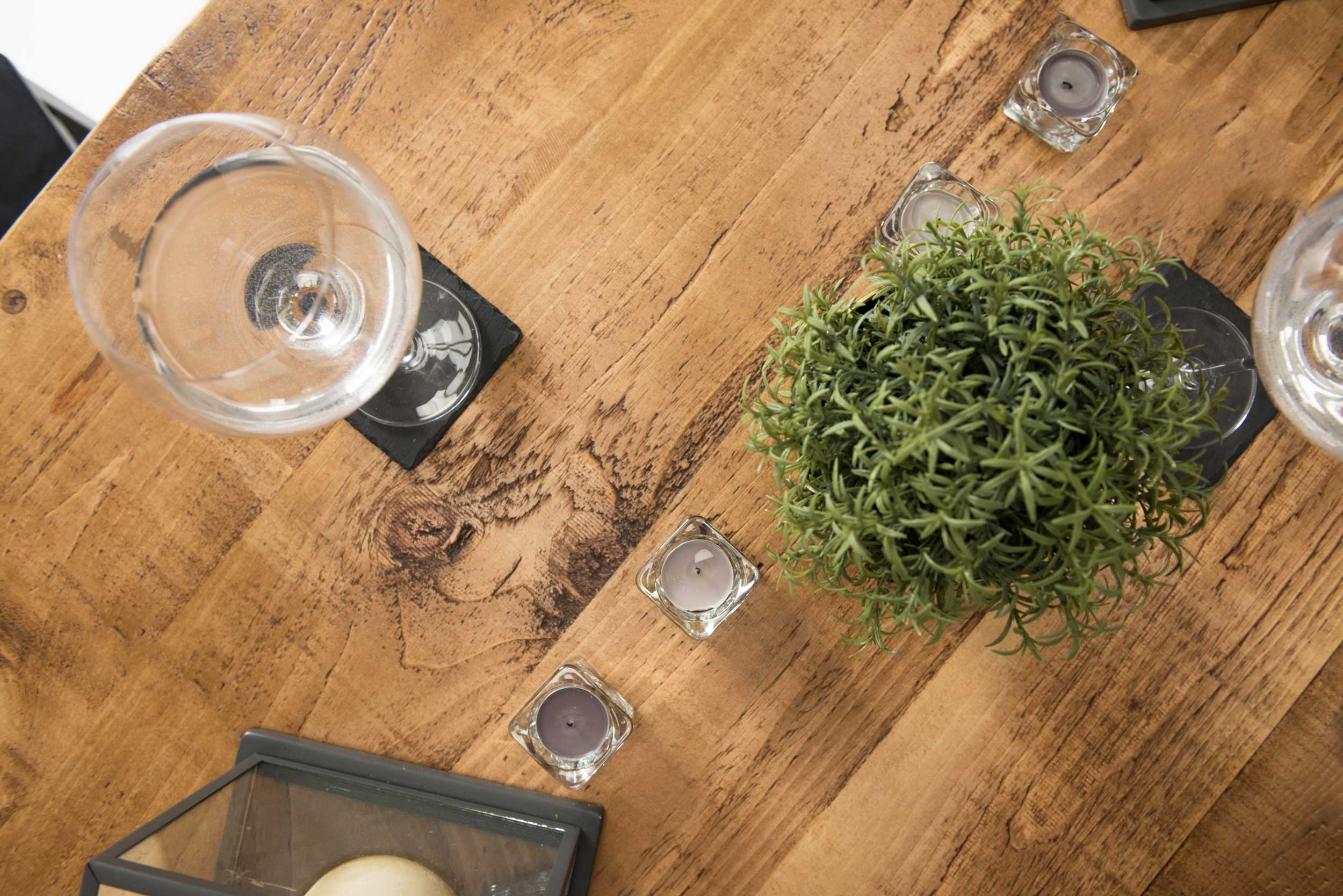 10-04-2019-Grain_and_Frame_Industrial_Pine_Dining_Table_Trapezium_Frame_Black10-1-1024x683-1 10 04 2019 Grain and Frame Industrial Pine Dining Table Trapezium Frame Black10 1 1024x683 1