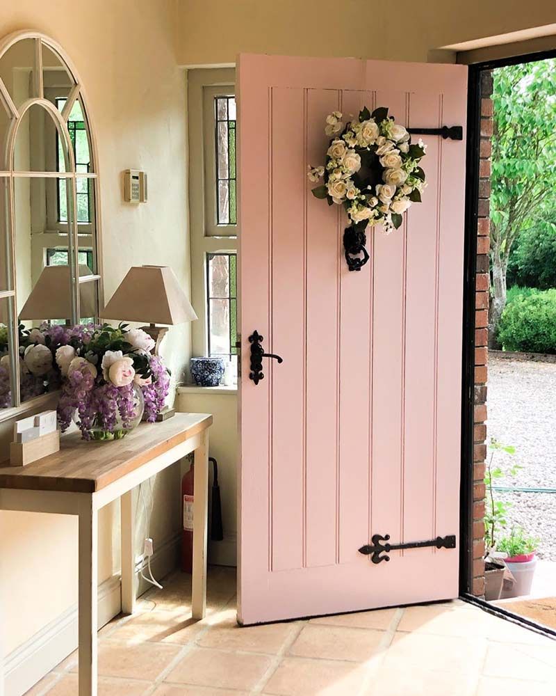 These Charming Front Doors Will Make You Want to Stay for a Visit These Charming Front Doors Will Make You Want to Stay for a Visit