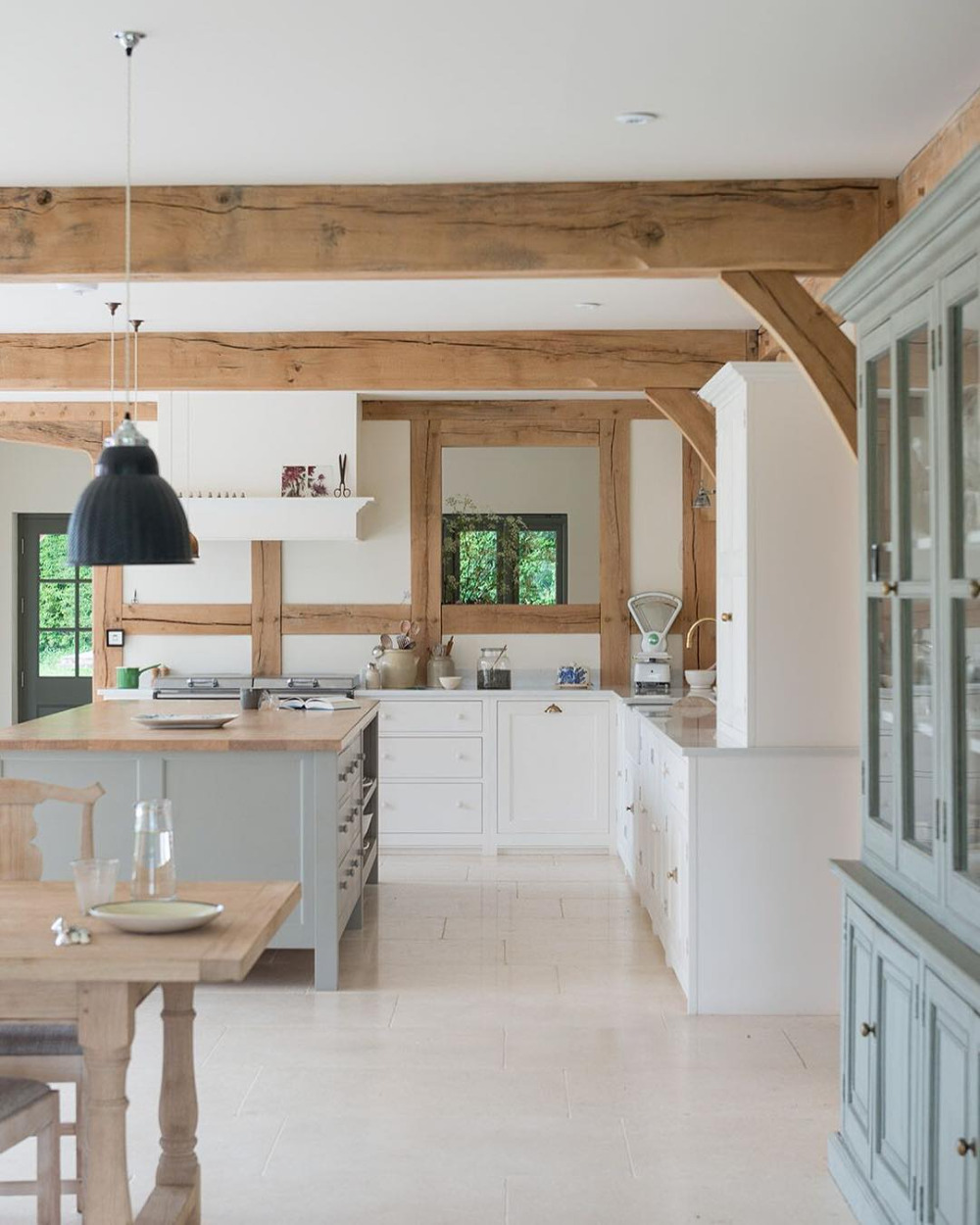 Grain_and_Frame_Are-Farmhouse-Tables-In-Style_10_What Is Farmhouse Style Decorating? Grain_and_Frame_Are-Farmhouse-Tables-In-Style_10_What Is Farmhouse Style Decorating?